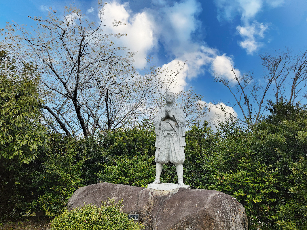 Amakusa Shirou Statue